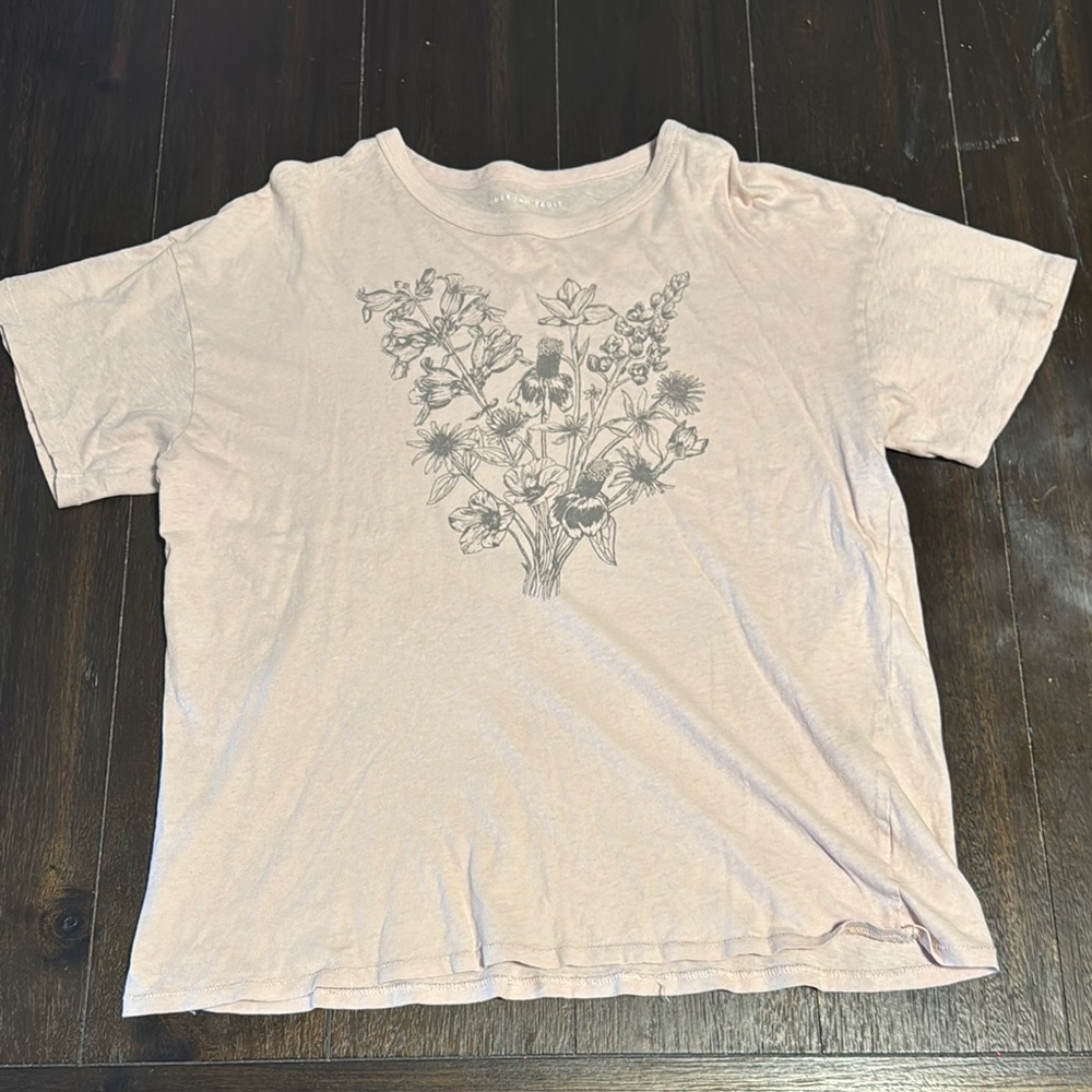 Floral Graphic T-Shirt in Light Pink